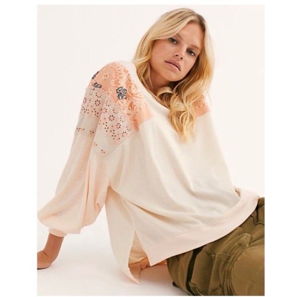We The Free Womens Medium Feeling It Boho Alabaster Patchwork Tee Peach